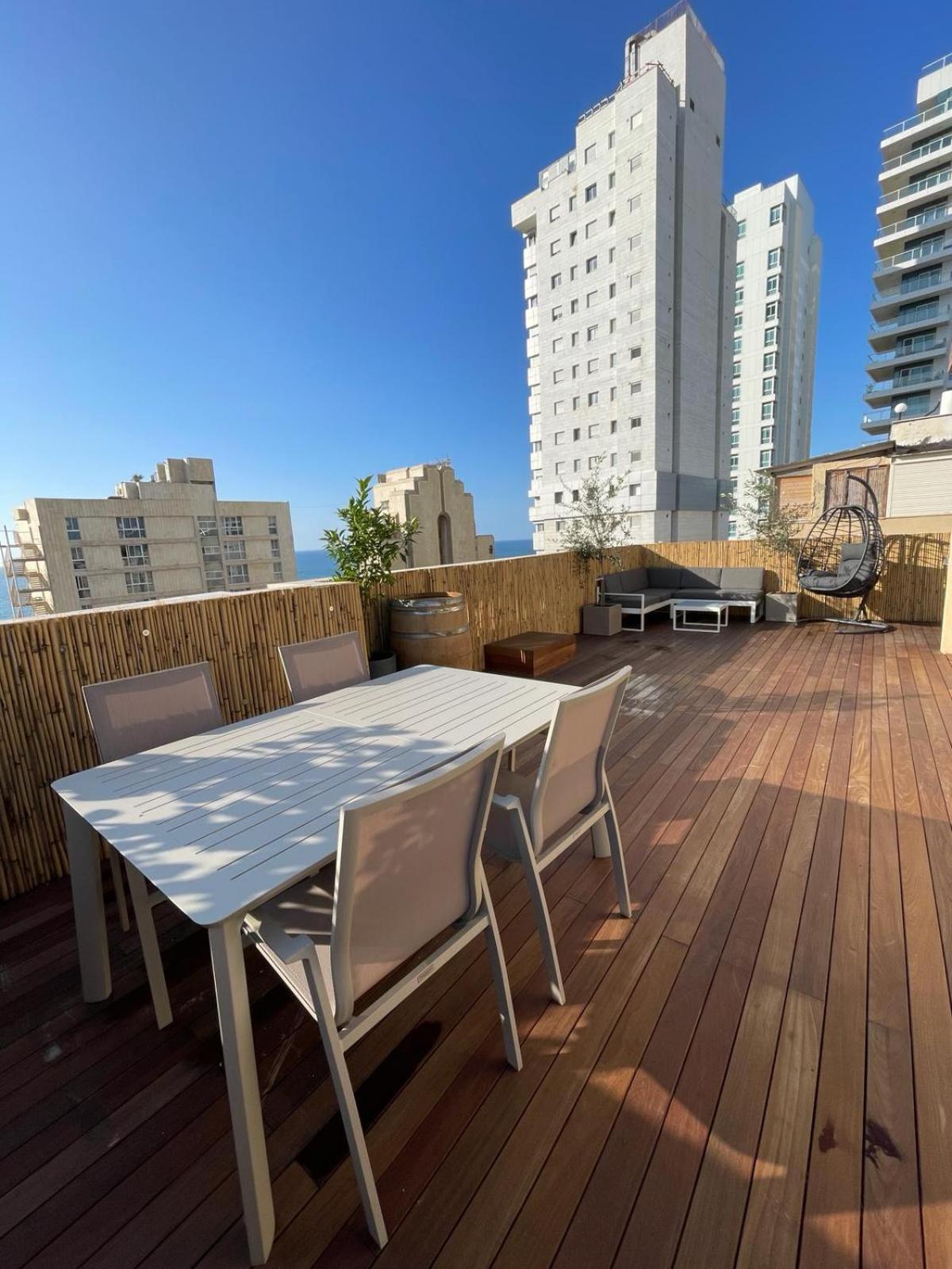 Roof Top 3 Floors Netanya Esterno foto